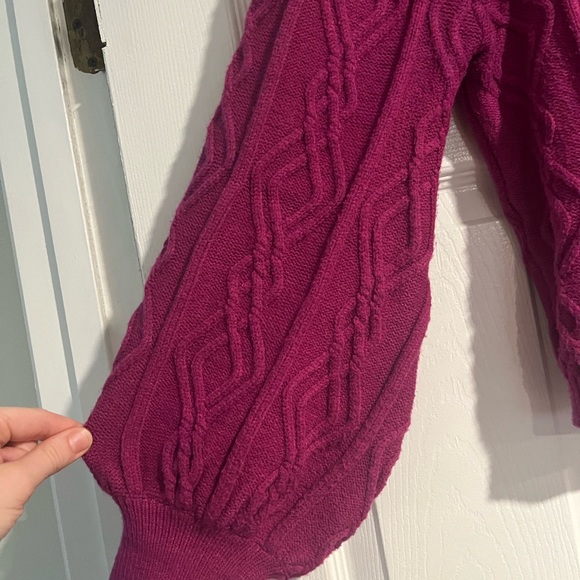Lulu’s Magenta Cable Knit Cropped Sweater Top - Picture 6 of 7